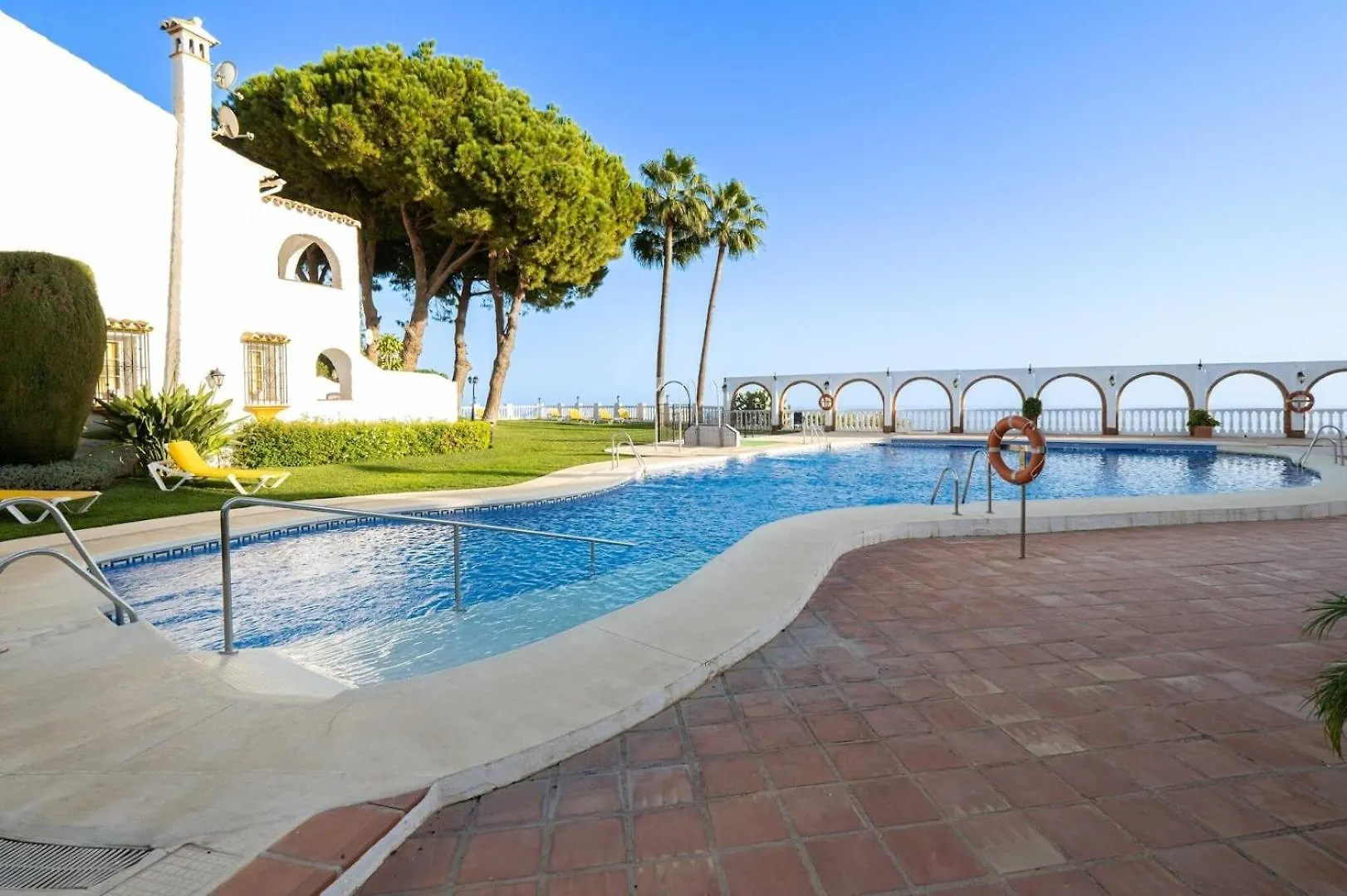Benalmadena Casa 2 Bedroom Apartment 0*,  スペイン